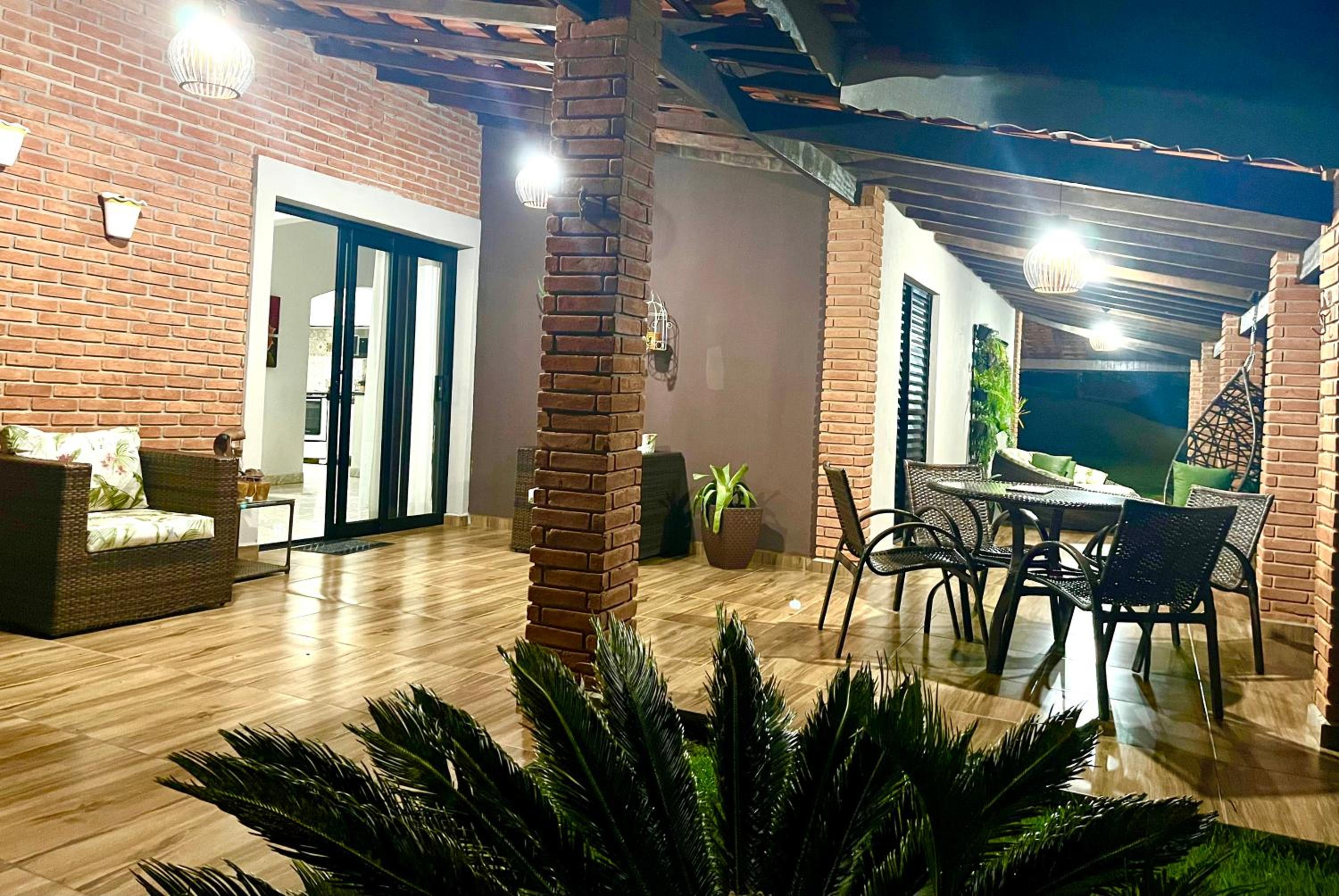 CHACARA EM COND FECHADO WI FI AR CONDICIONADO PISCINA e SPA AQUECIDOS