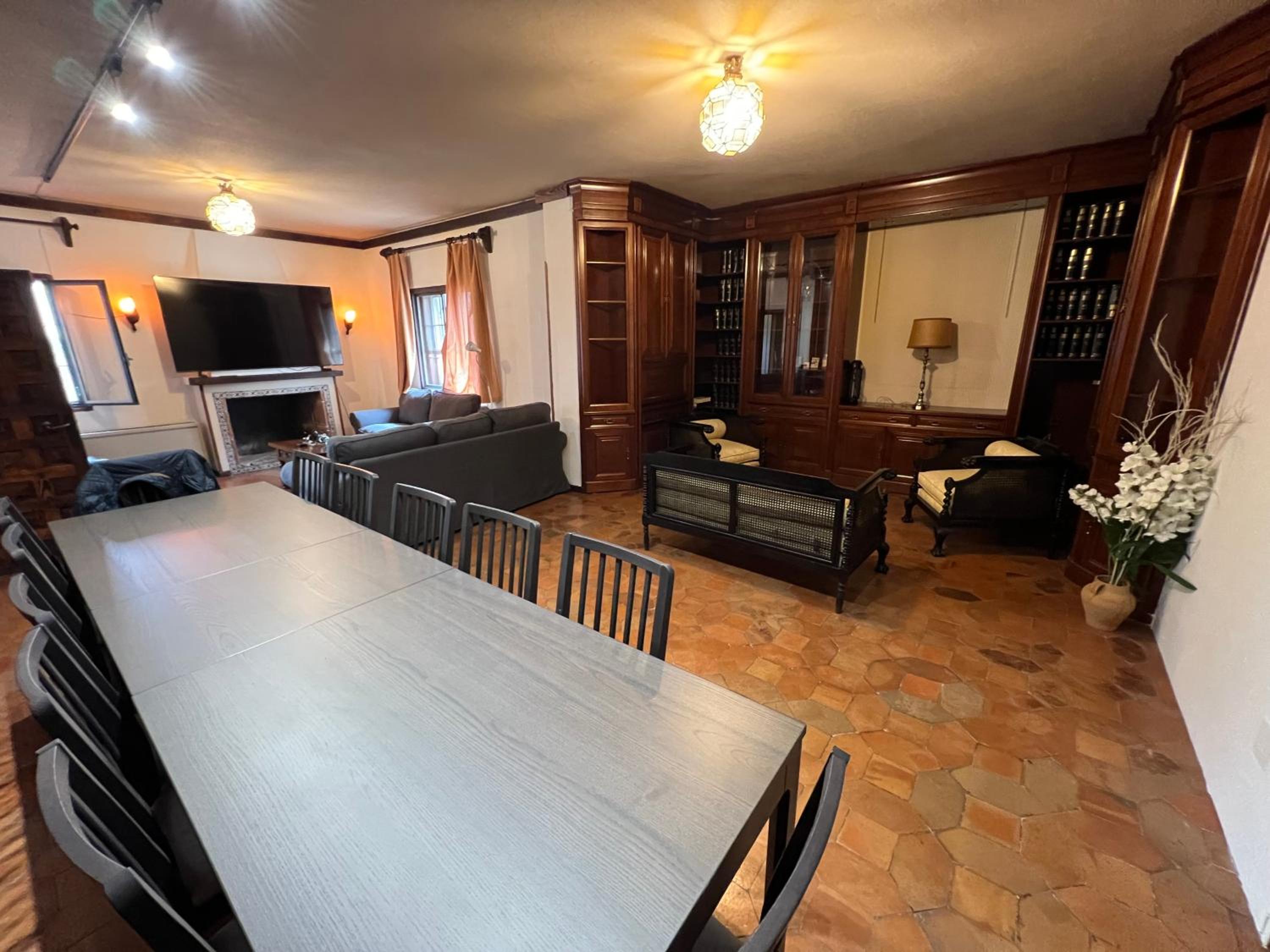 Luxury Villa con piscina y tenis privados PLUS