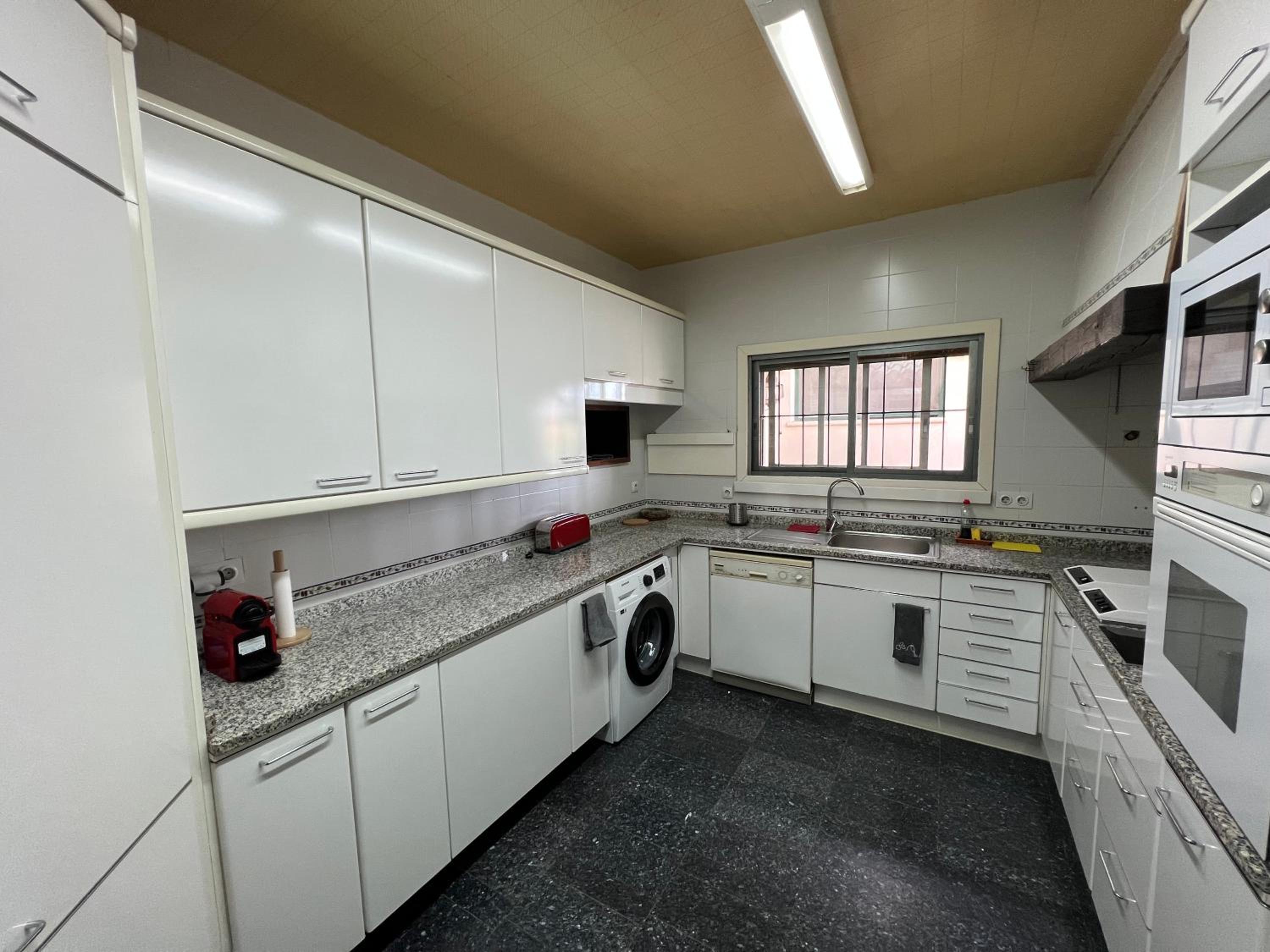 Luxury Villa con piscina y tenis privados PLUS