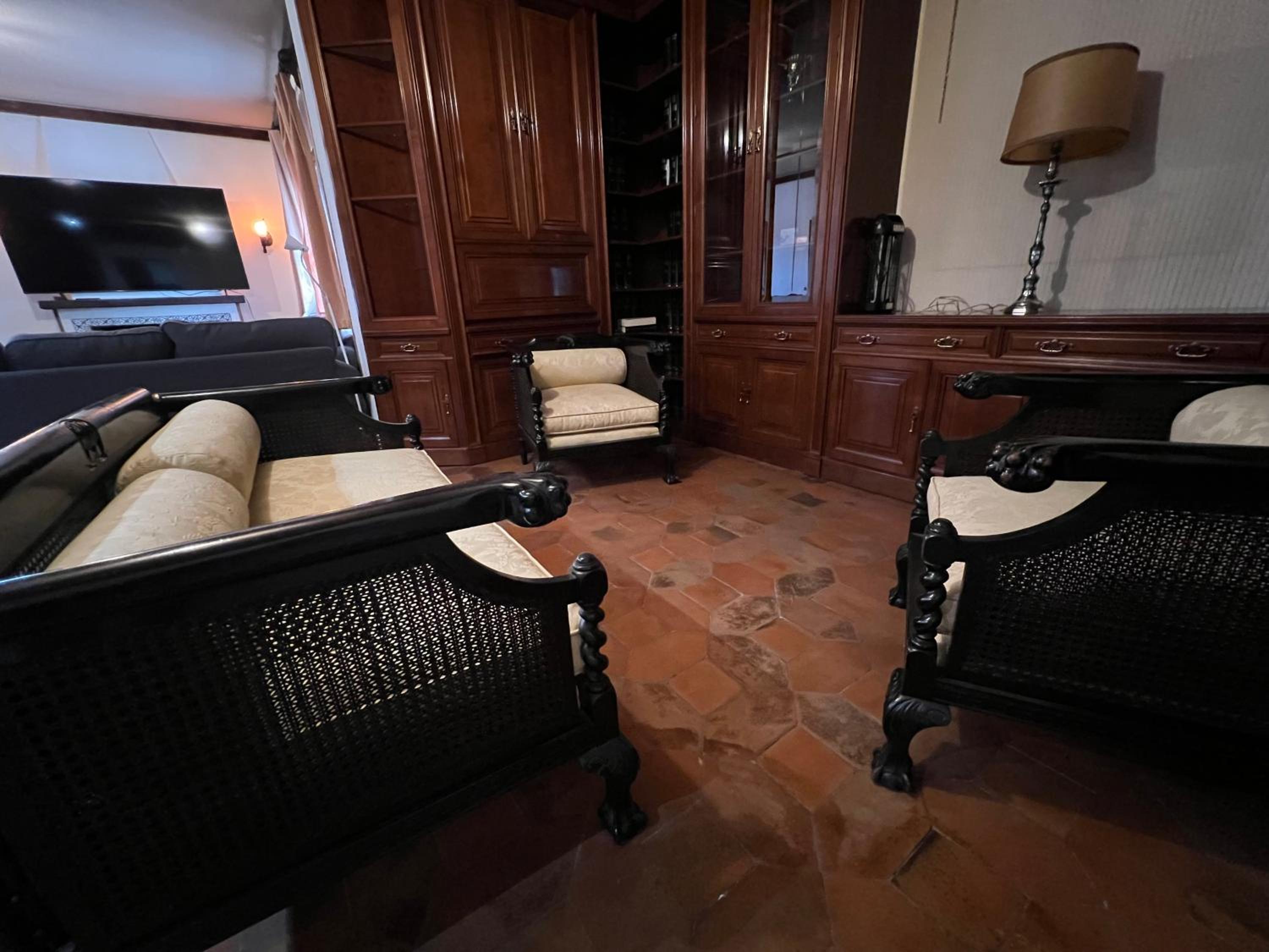 Luxury Villa con piscina y tenis privados PLUS
