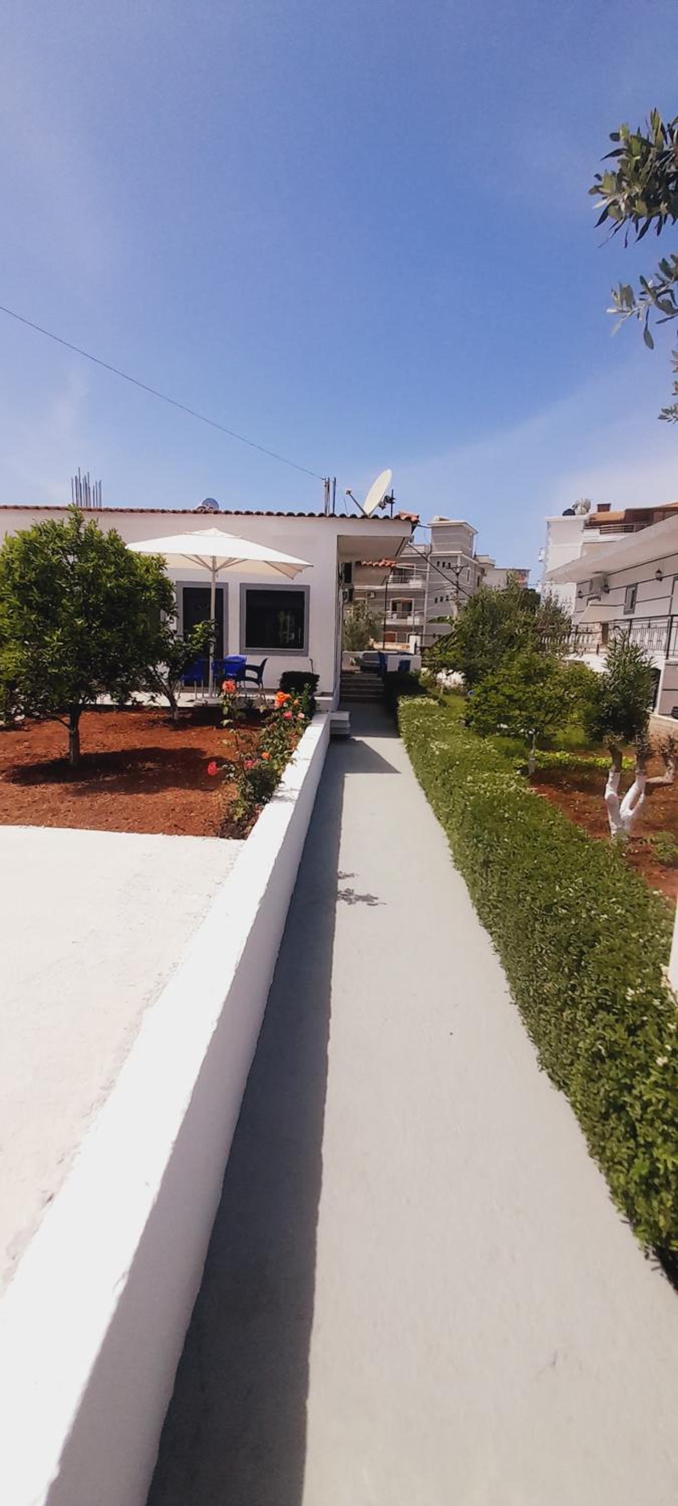 Vila F&M ksamil