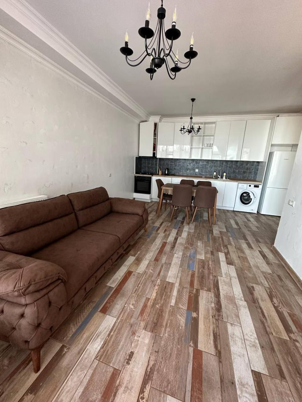 lashas home 2 view 5