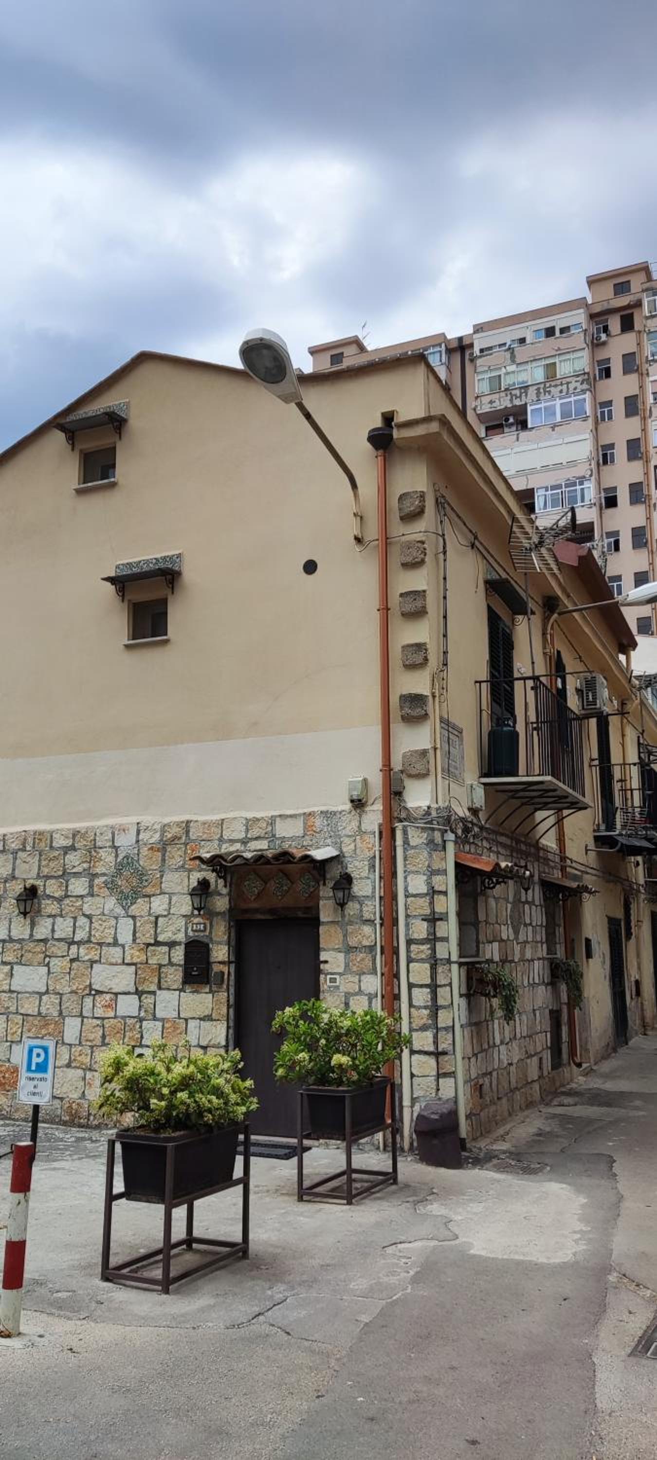 Maison al-Aziz view 2