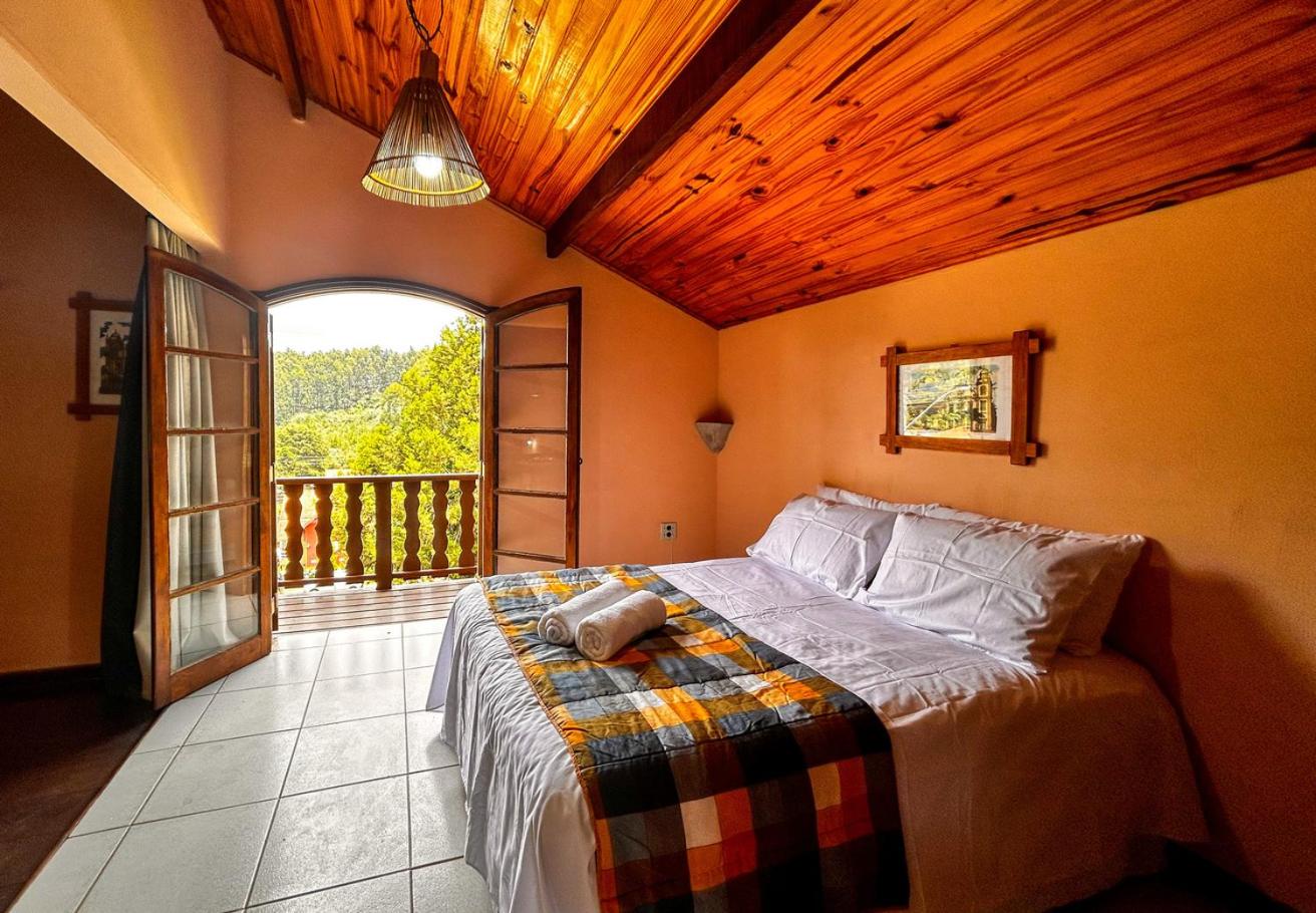 Otima casa com Wi-Fi e lazer em Monte Verde MG