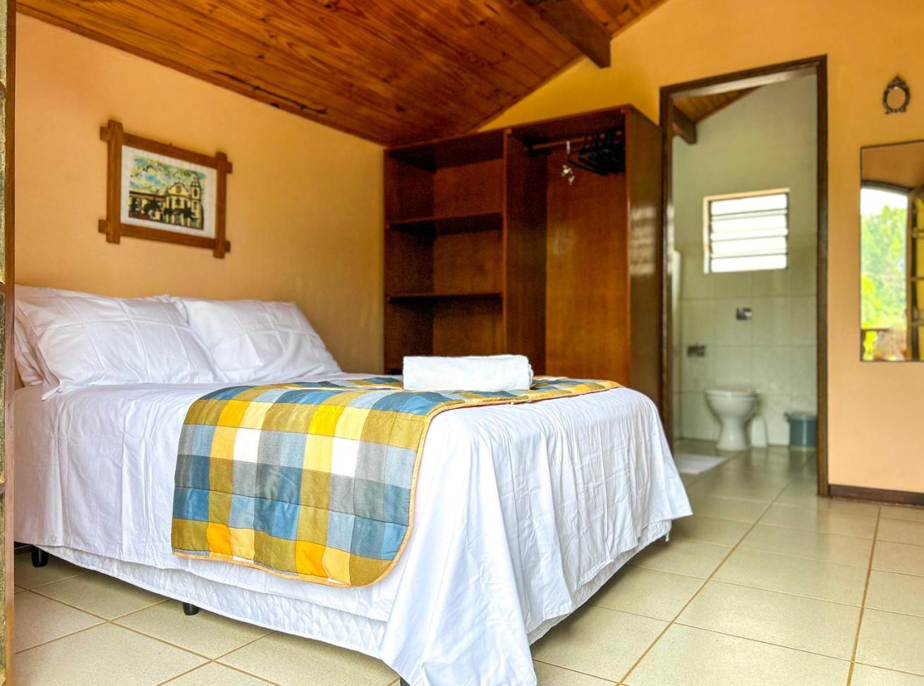 Otima casa com Wi-Fi e lazer em Monte Verde MG