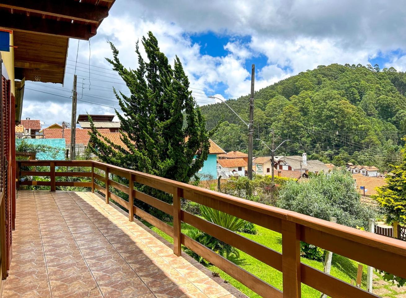 Otima casa com Wi-Fi e lazer em Monte Verde MG