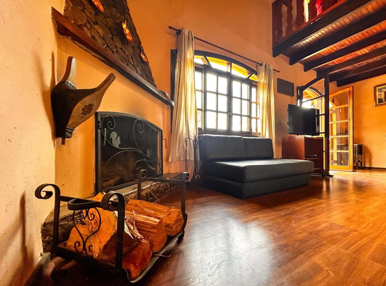 Otima casa com Wi-Fi e lazer em Monte Verde MG