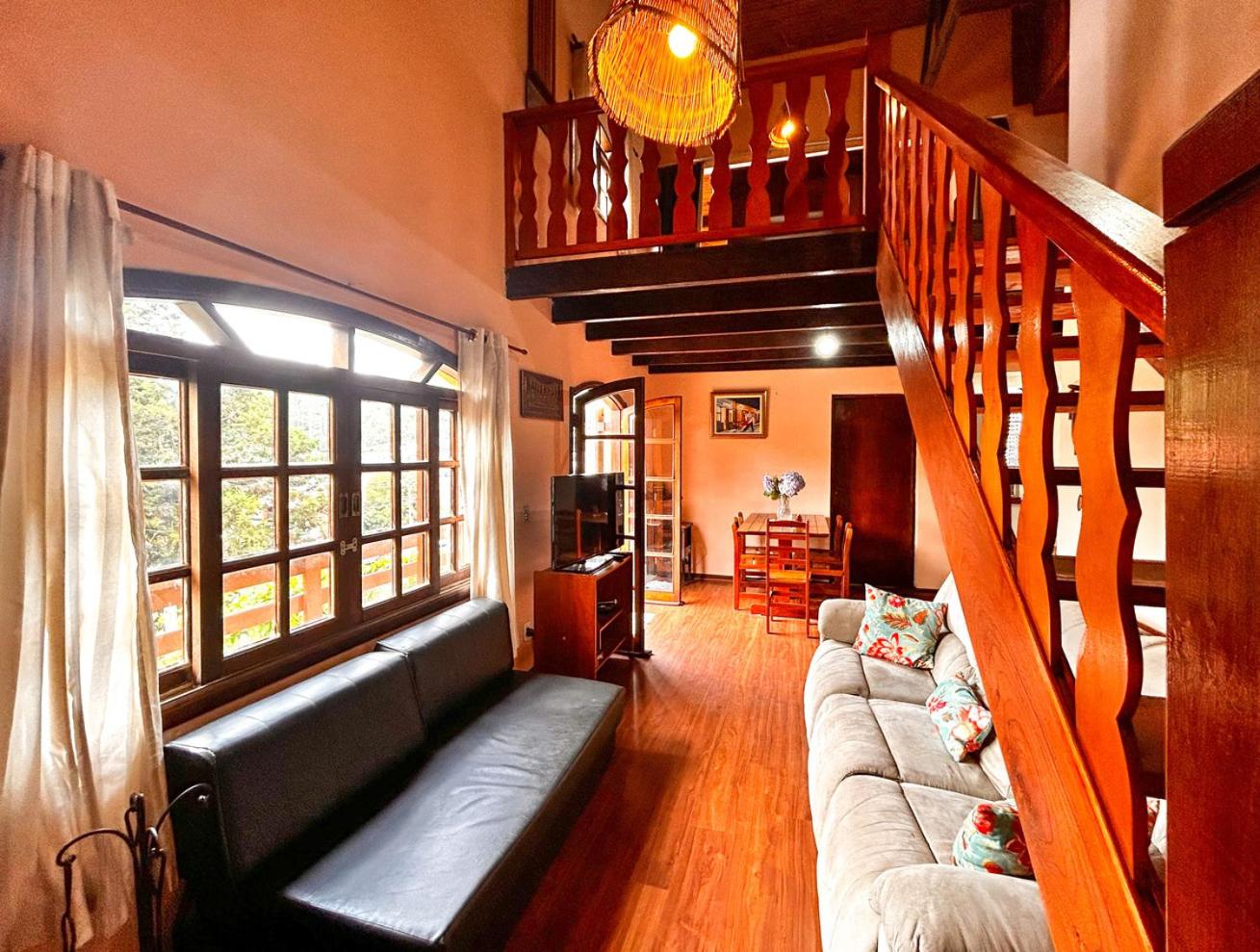 Otima casa com Wi-Fi e lazer em Monte Verde MG