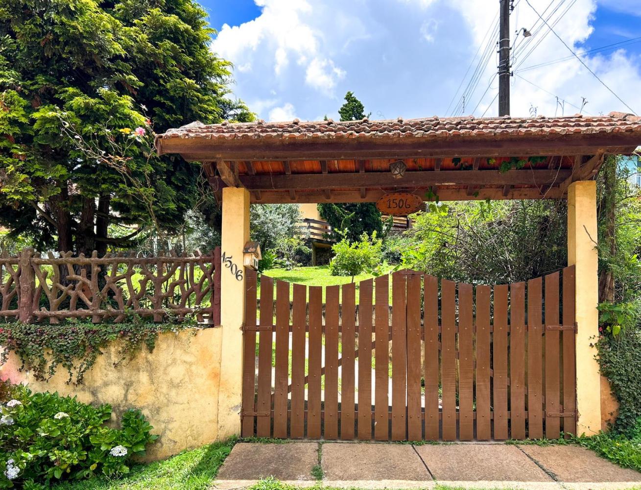 Otima casa com Wi-Fi e lazer em Monte Verde MG