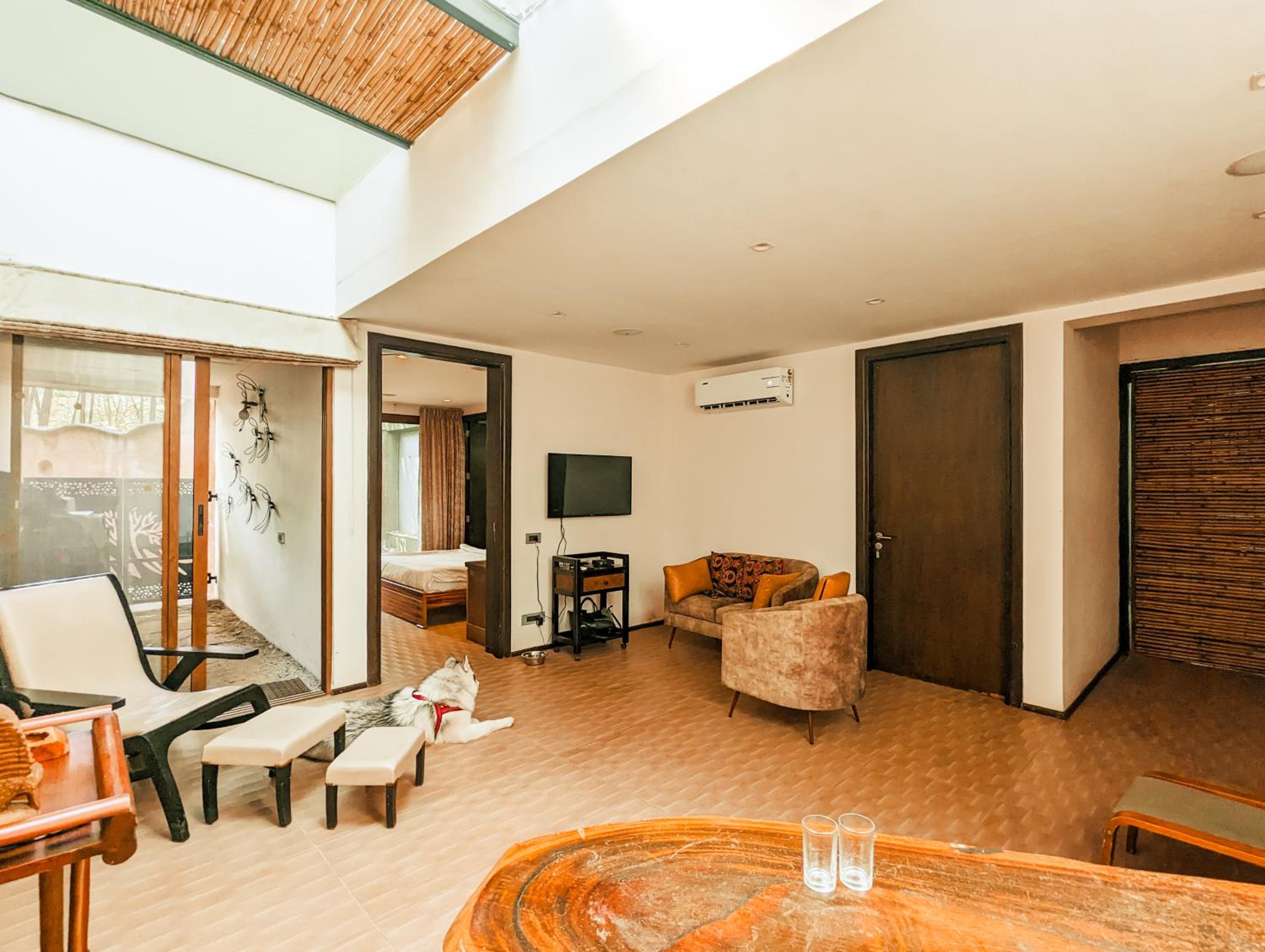 hotel room