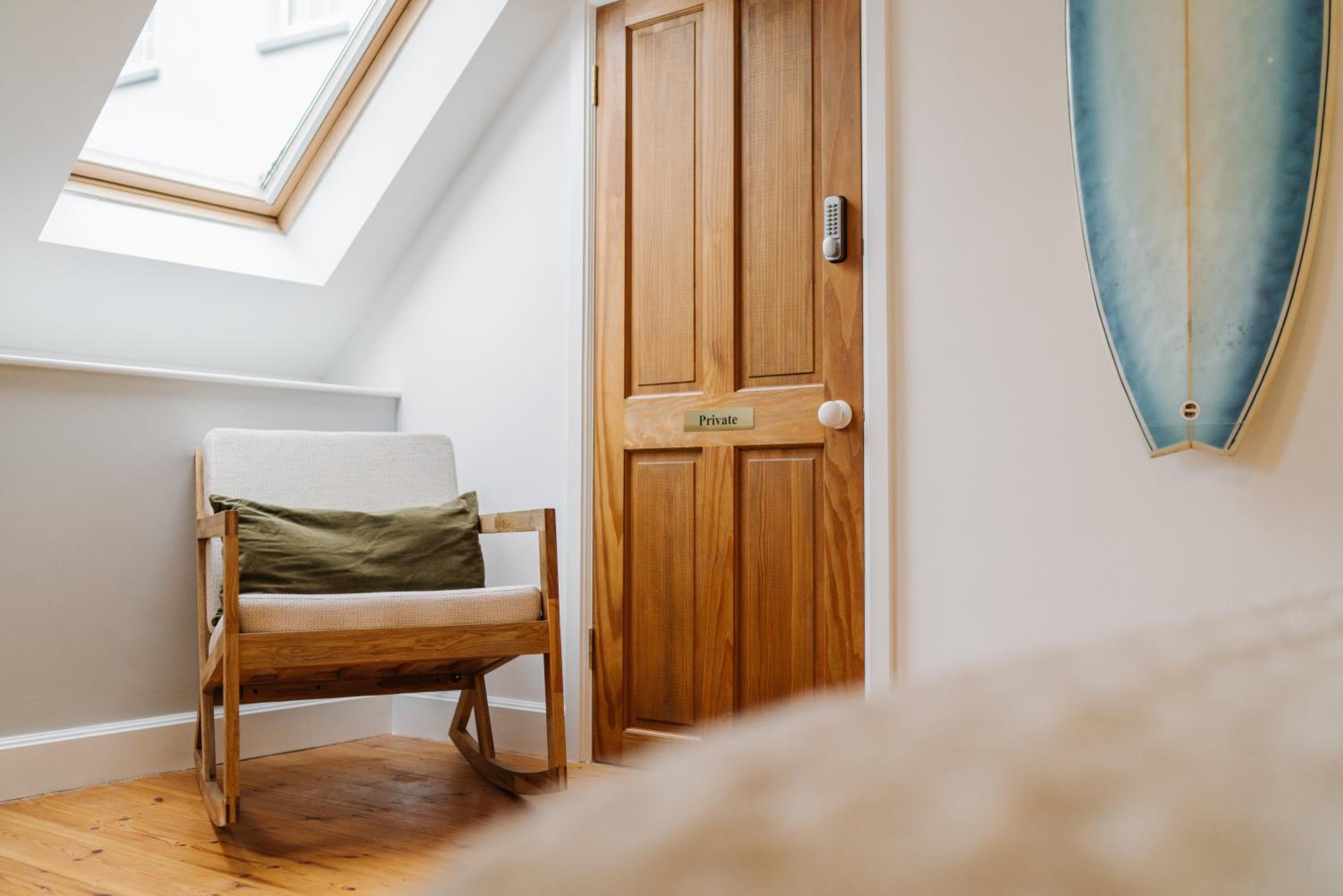 Unique cottage with outdoor bath, dog-friendly stay