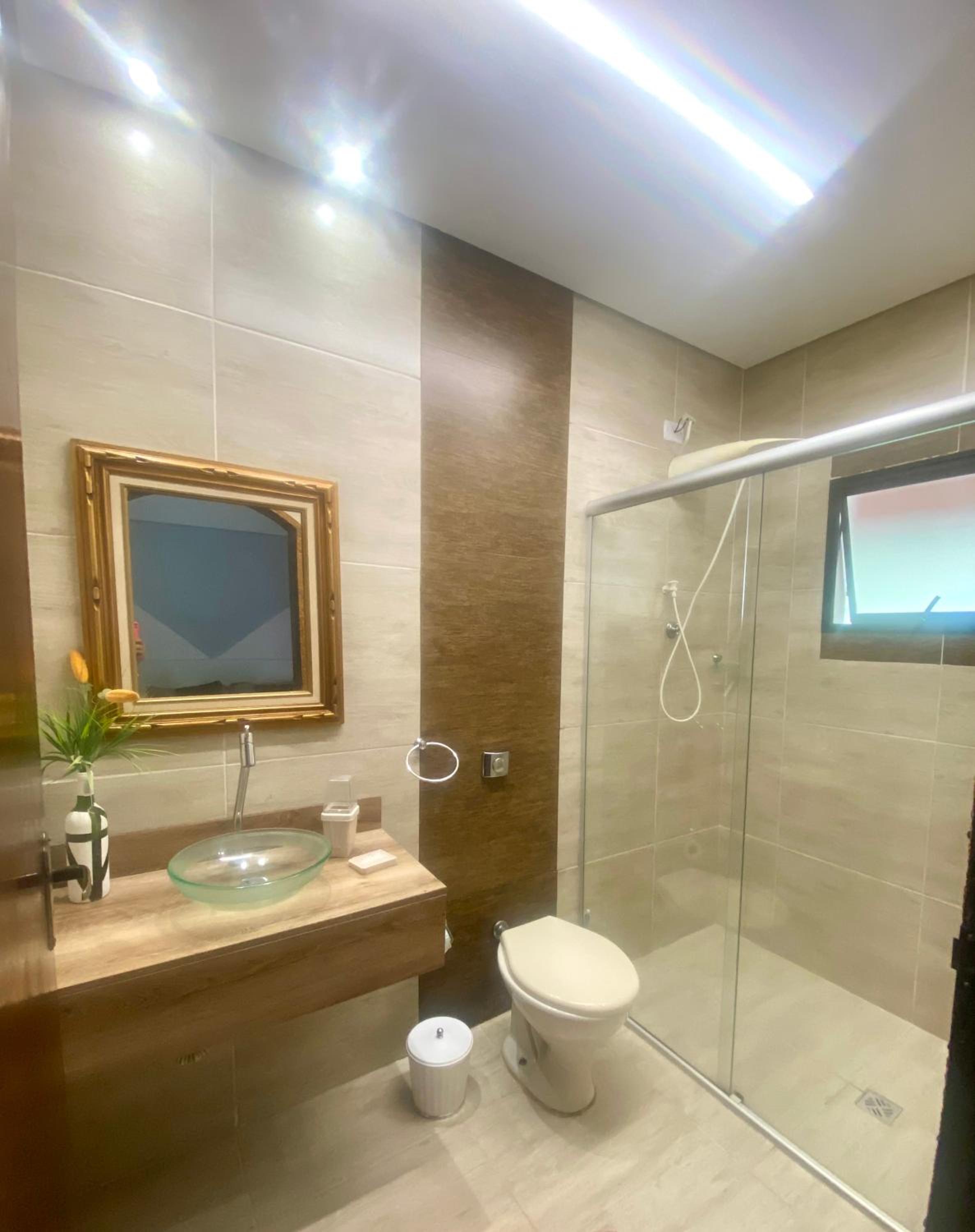 CHACARA EM COND FECHADO WI FI AR CONDICIONADO PISCINA e SPA AQUECIDOS