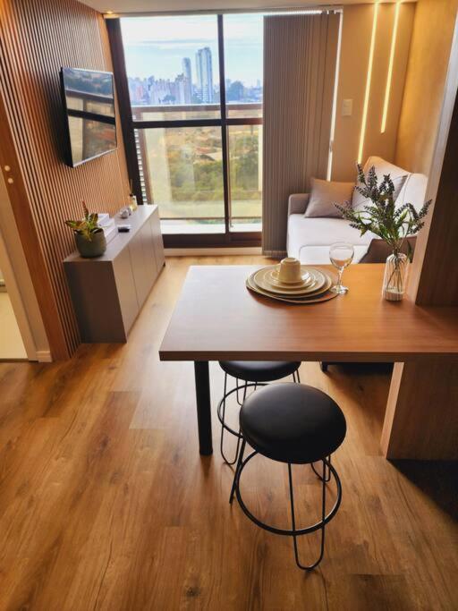Maravilhoso Duplex com vista parque Barigui.