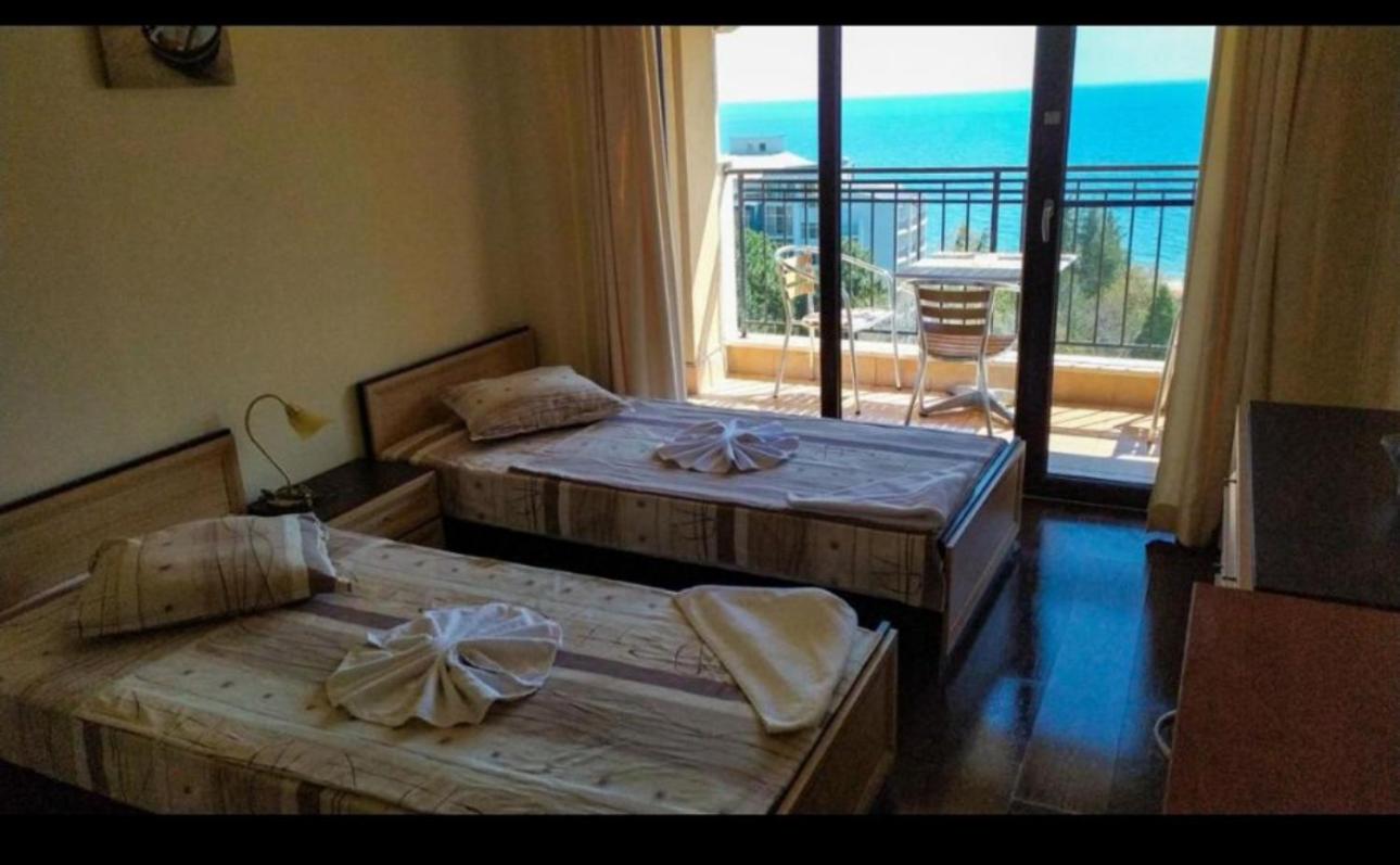 HOTEL BENDITA MARE Golden sands beach