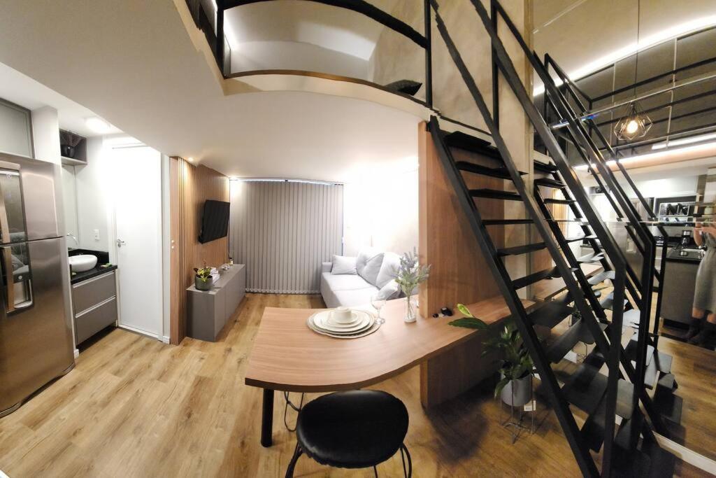 Maravilhoso Duplex com vista parque Barigui.