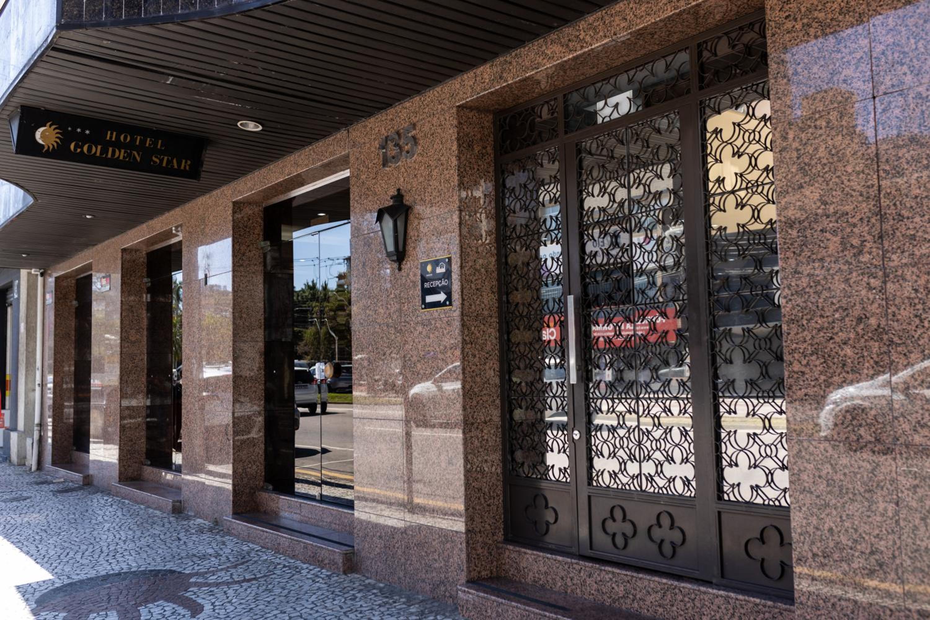 Hotel Golden Star - Image 1