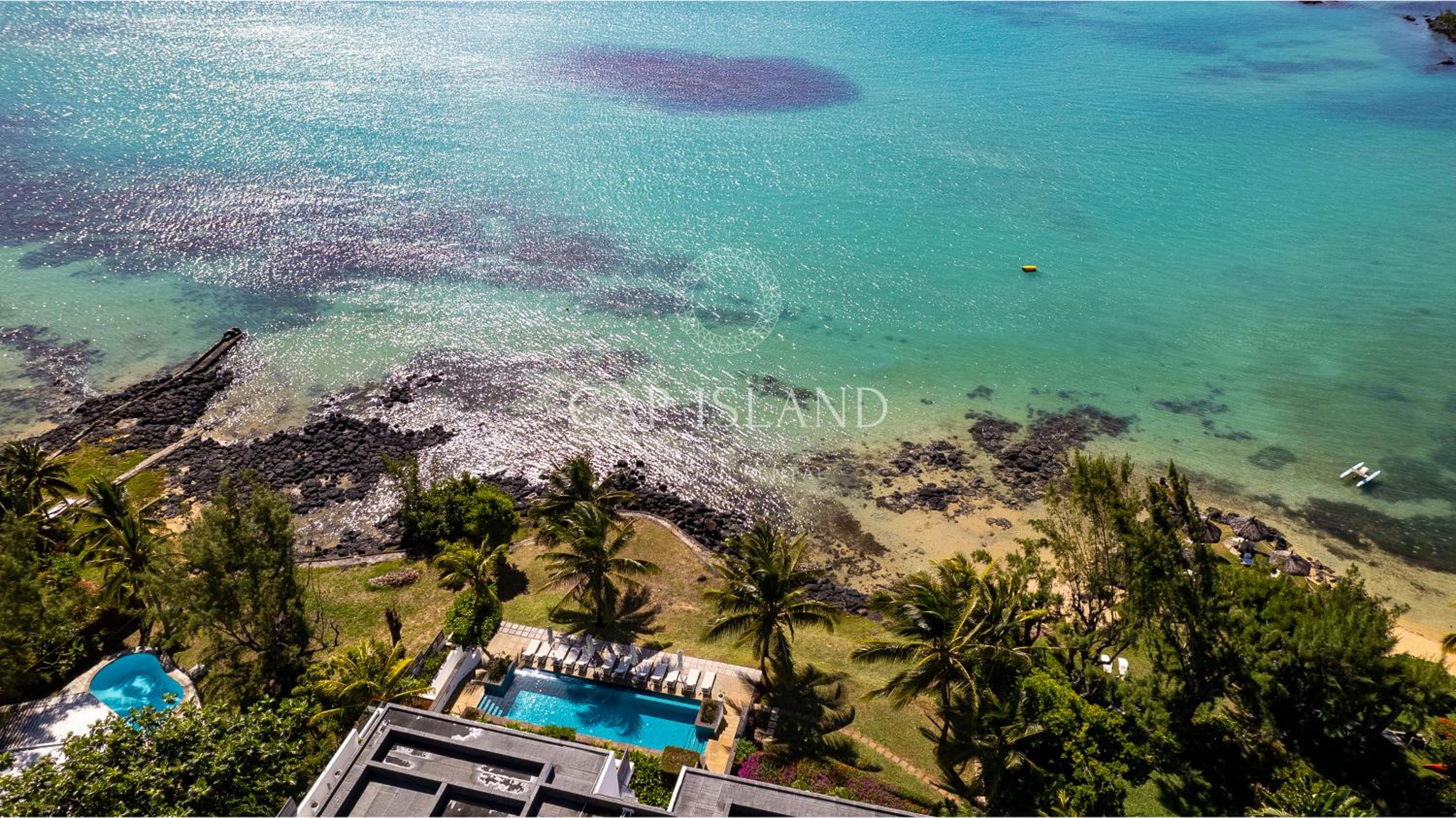 Apt sur la plage, RDC, vue mer, plage privée view 5