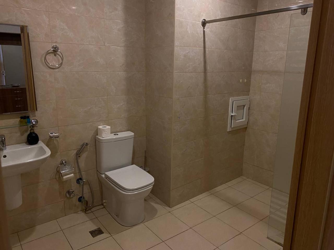 One bedroom Heydar Aliyev building 9-8