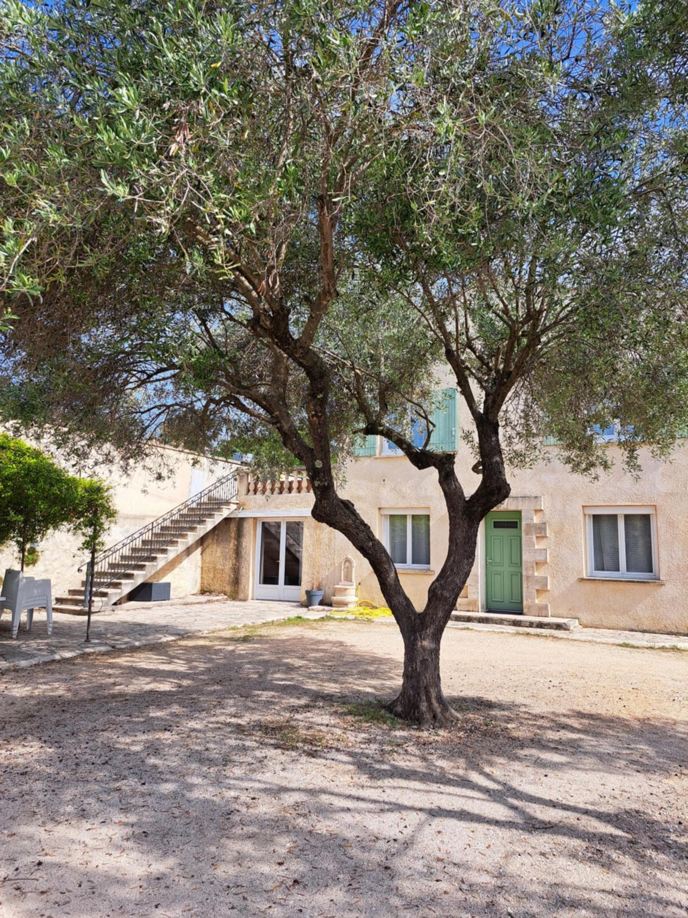 Magnifique T4 Uzès au calme