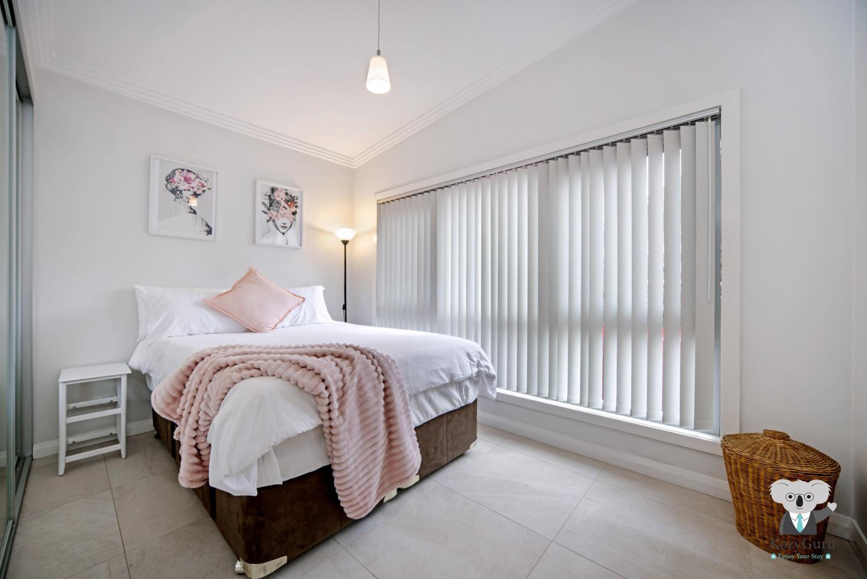 KozyGuru St Peters Beautiful 3 Bedroom Cozy House