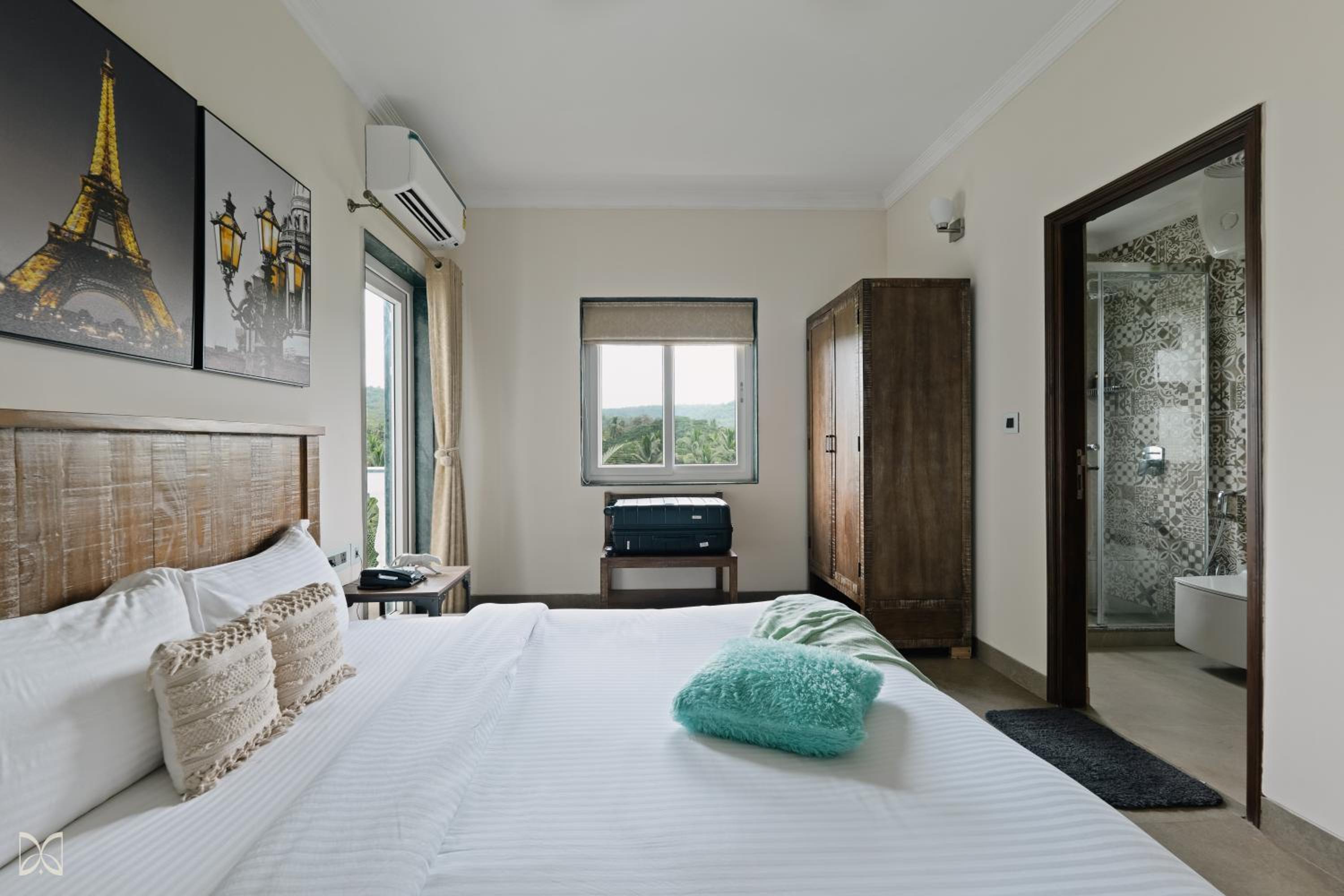 2bhk Shared Pool Apartments Opp Gunpowder Assgao By Masaya Stays