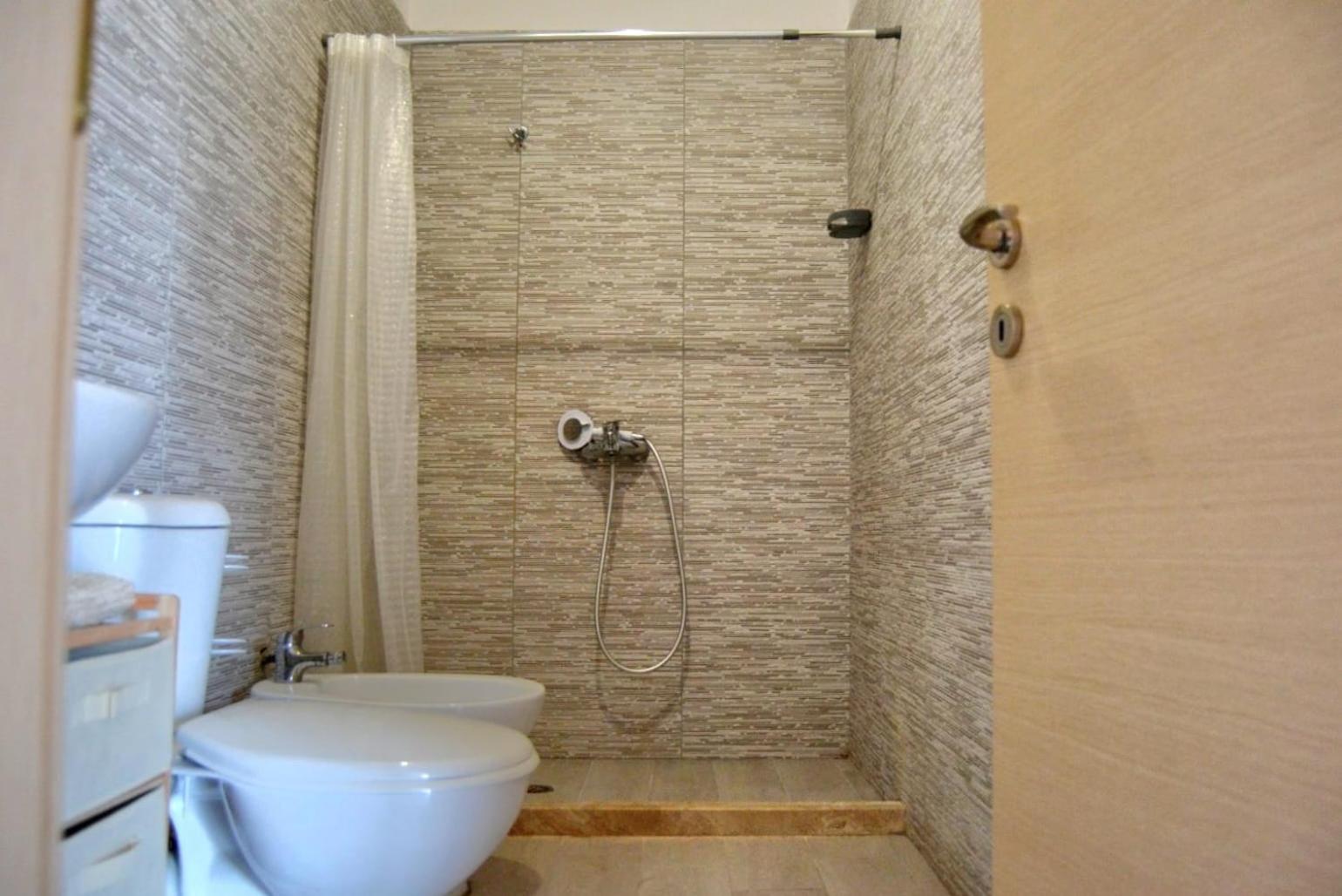 Terrace Apartment, see view, plazh - Durres