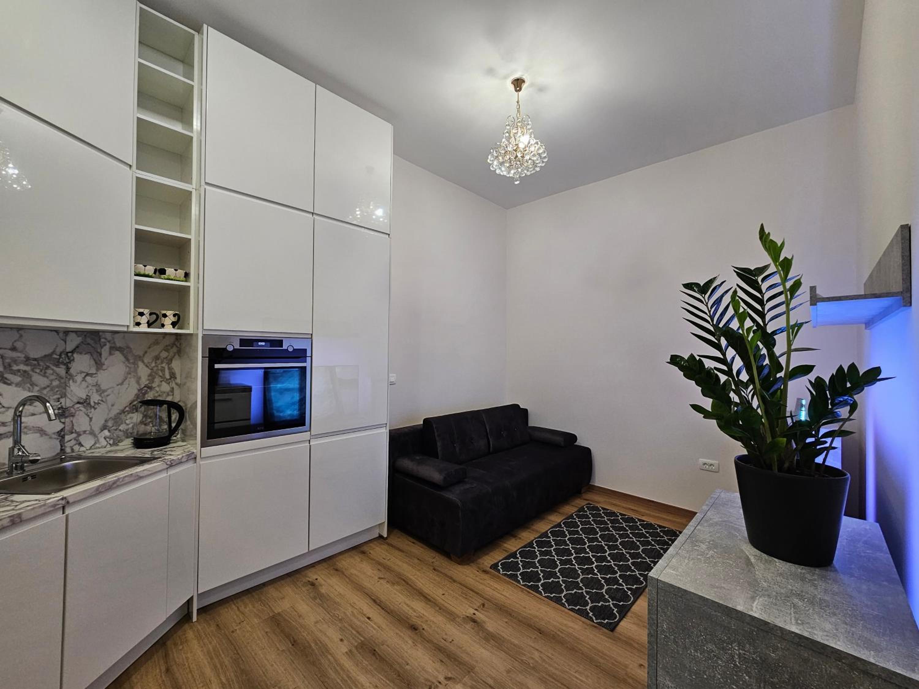 Studio Apartment Sviti TourAs by Town Hall view 5