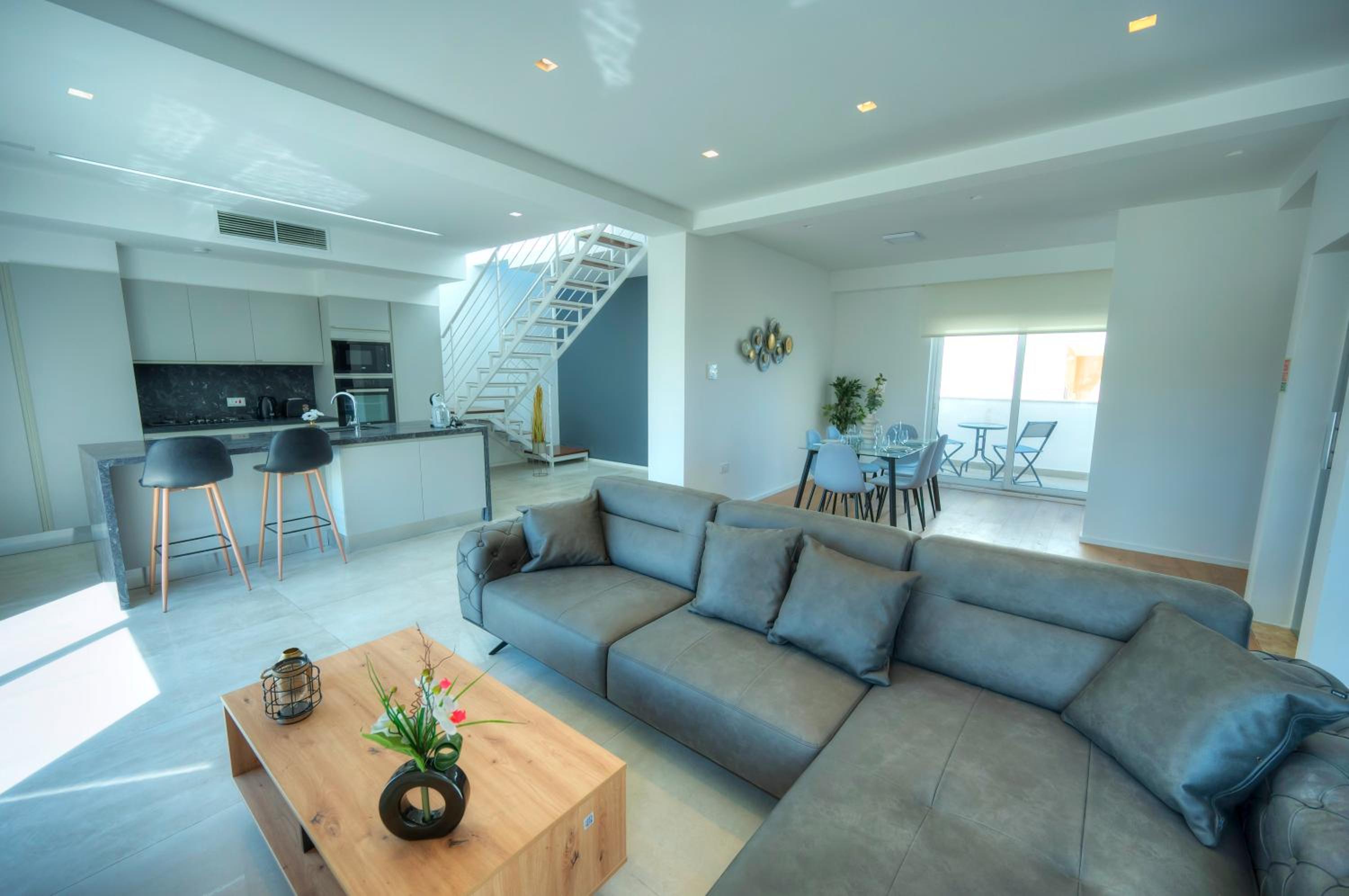 Elegant 2 bedrooms, large sun terrace, pool GCAT1-1 photo 2