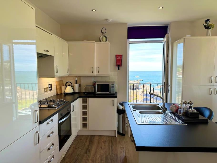The Cambria - 2 bedroom Apartment view 4