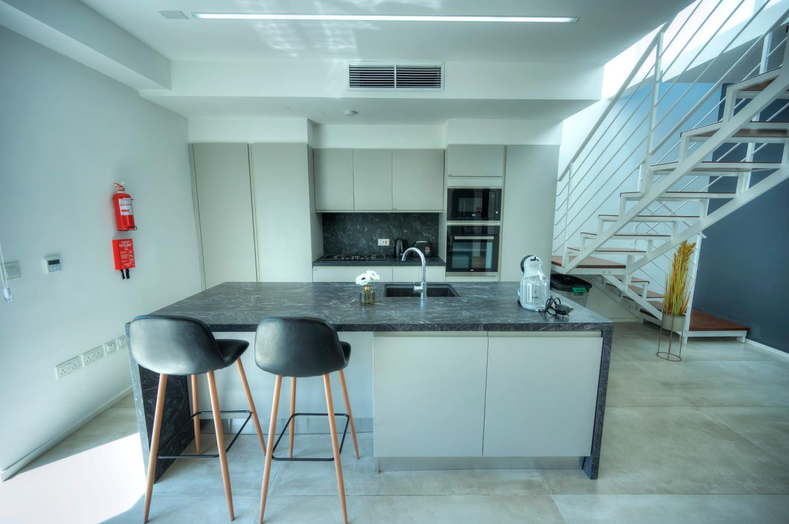 Elegant 2 bedrooms, large sun terrace, pool GCAT1-1 photo 3