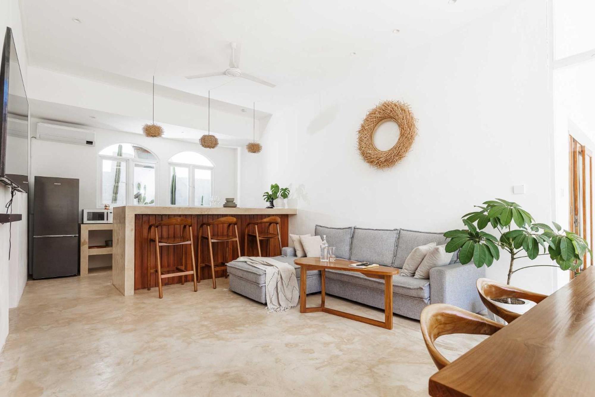Private Jacuzzi - Central - Canggu 3BR