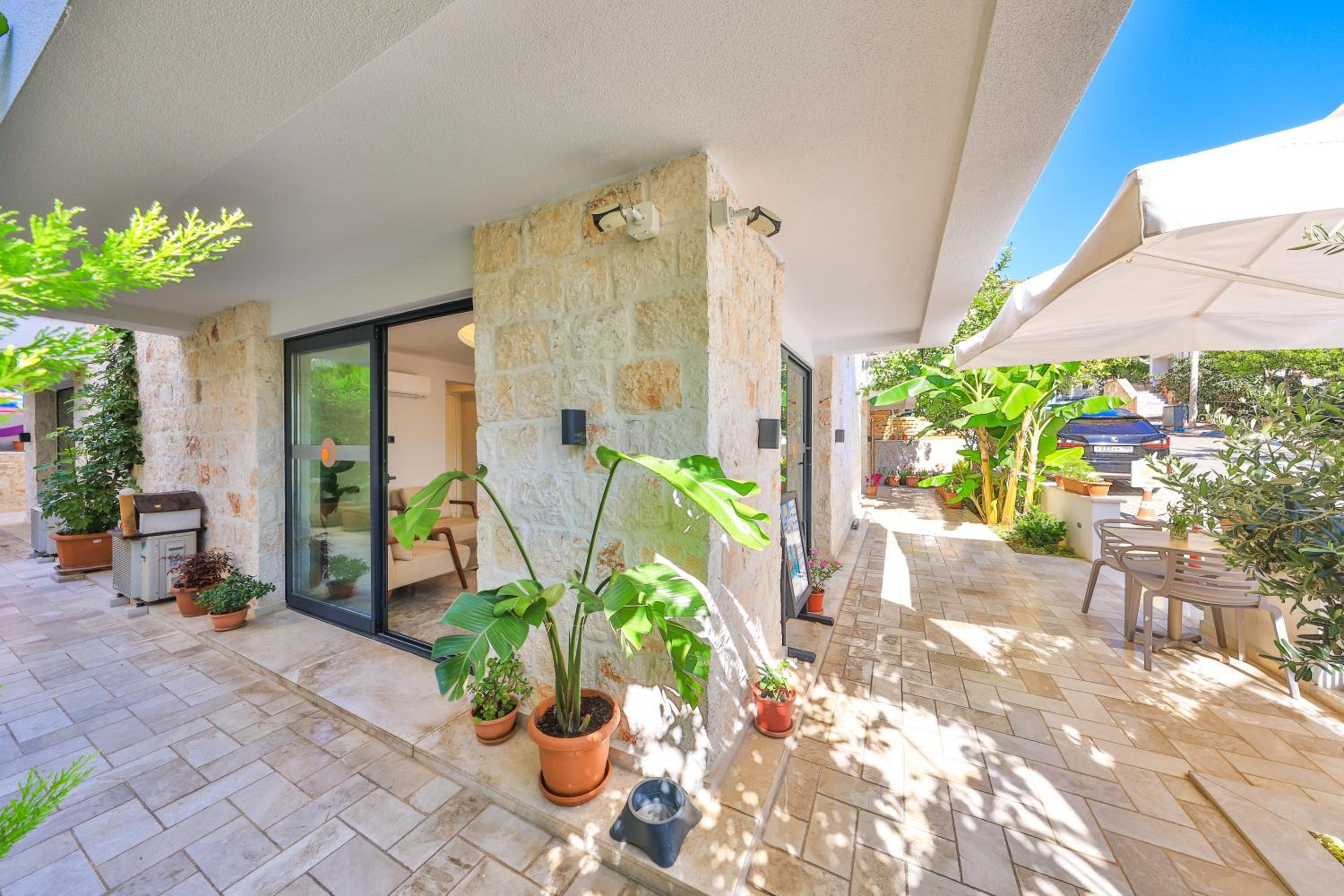 Sole Süitler - Image 50