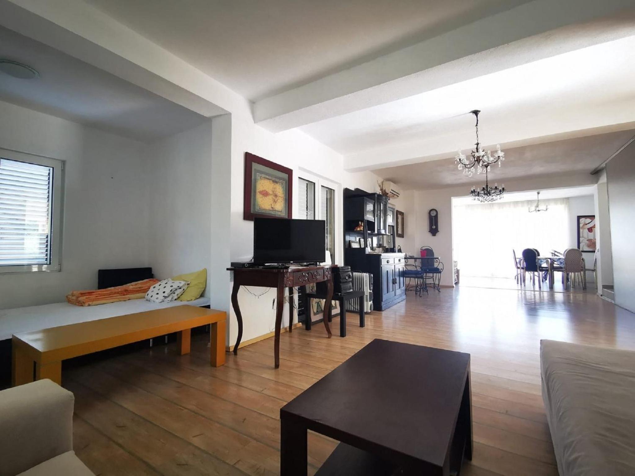 Villa Anlave view 5