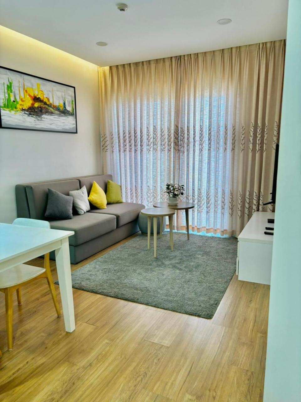 Căn hộ dịch vụ Republic Plaza,tân bình, miễn phí hồ bơi, phòng gym, đầy đủ tiện nghi, wifi tốc độ cao