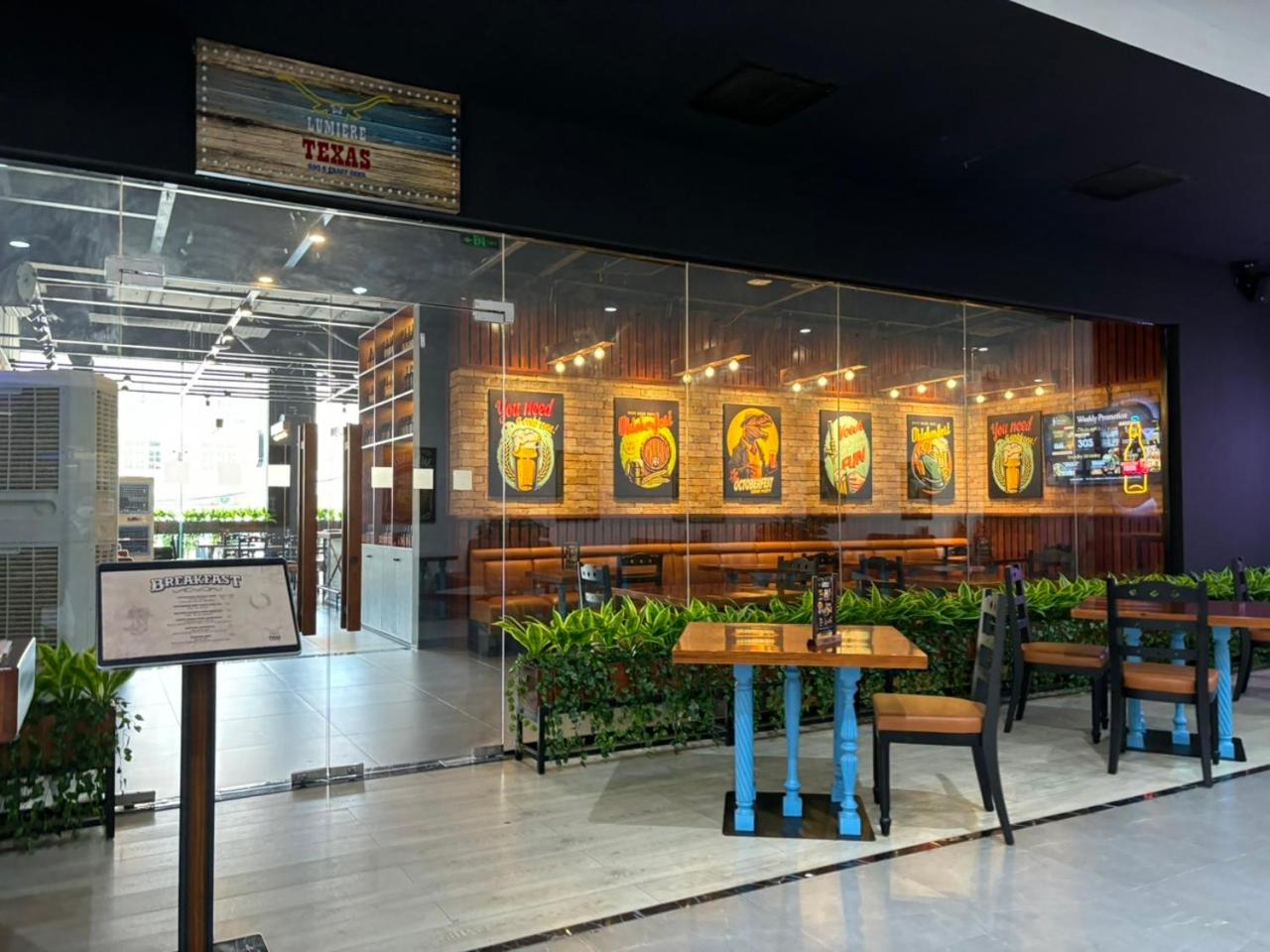 Căn hộ dịch vụ Republic Plaza,tân bình, miễn phí hồ bơi, phòng gym, đầy đủ tiện nghi, wifi tốc độ cao