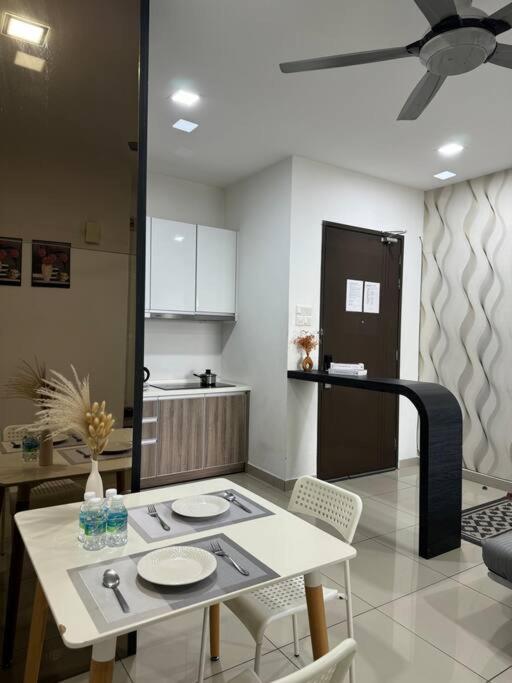 Ipoh Town 6-7 Pax Homestay The Majestic Condo photo 2