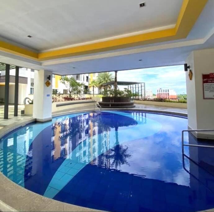 Ipoh Town 6-7 Pax Homestay The Majestic Condo photo 3