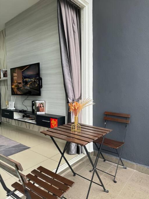 Ipoh Town 6-7 Pax Homestay The Majestic Condo photo 6