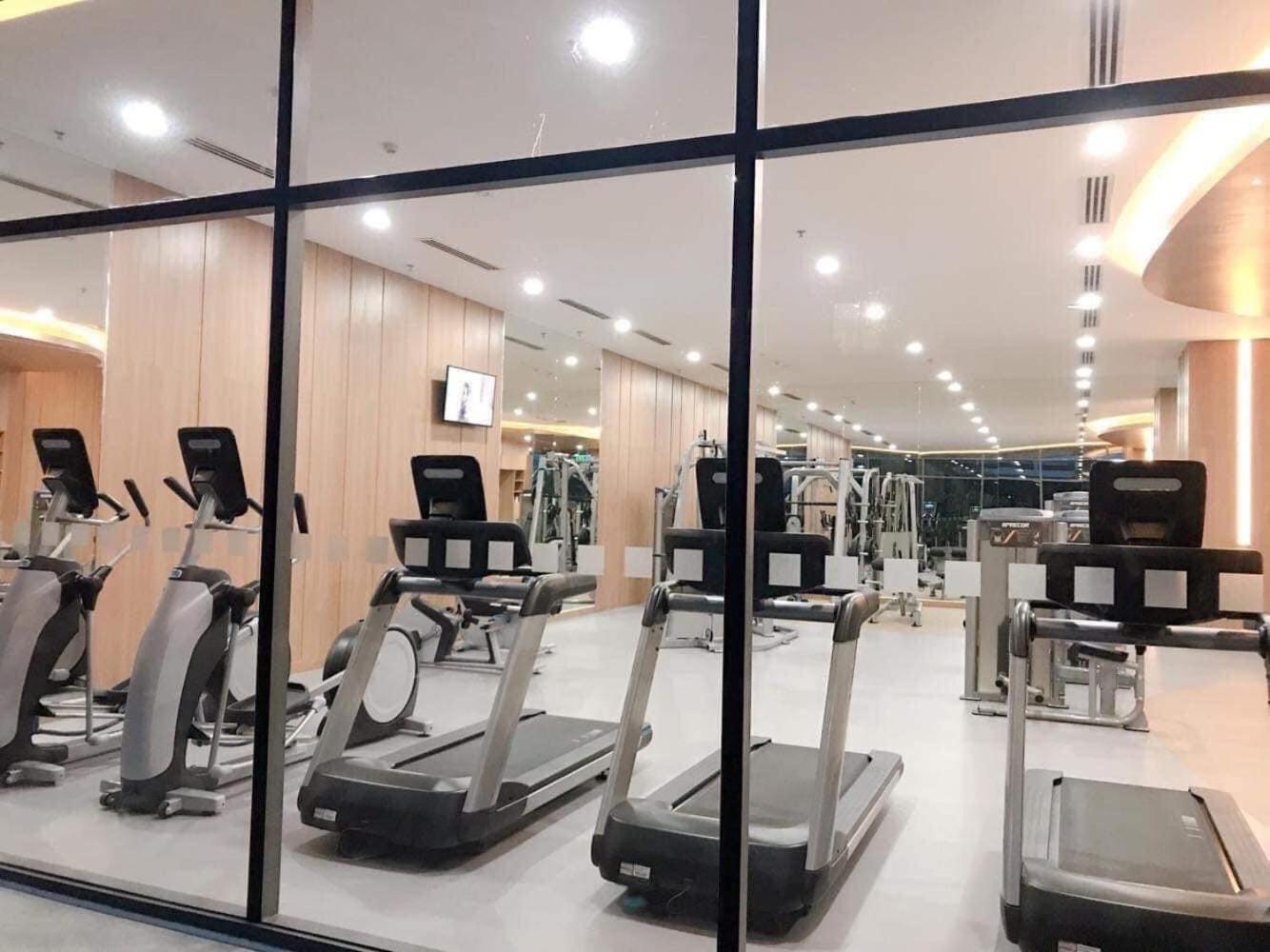 Căn hộ dịch vụ Republic Plaza,tân bình, miễn phí hồ bơi, phòng gym, đầy đủ tiện nghi, wifi tốc độ cao