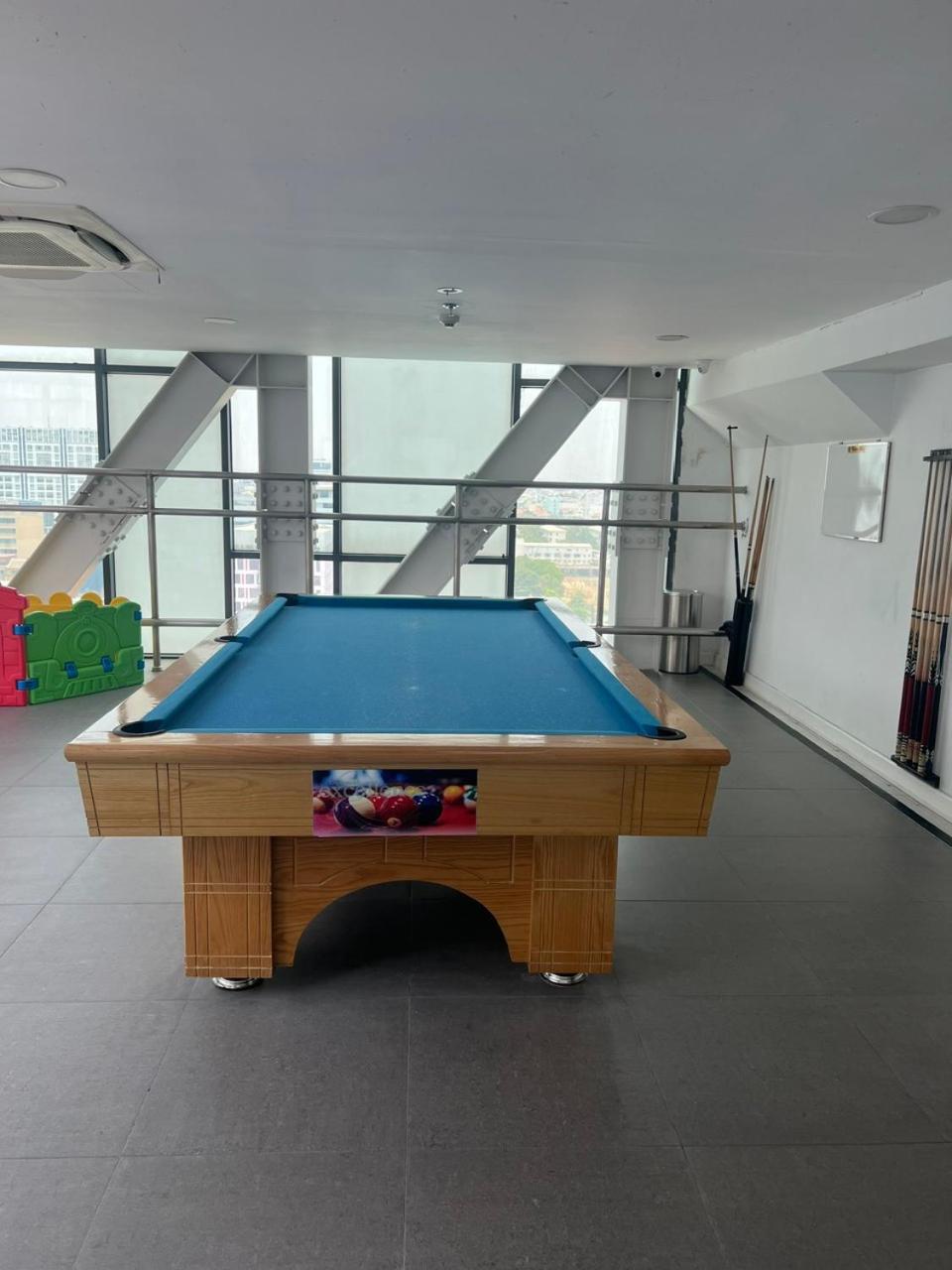 Căn hộ dịch vụ Republic Plaza,tân bình, miễn phí hồ bơi, phòng gym, đầy đủ tiện nghi, wifi tốc độ cao