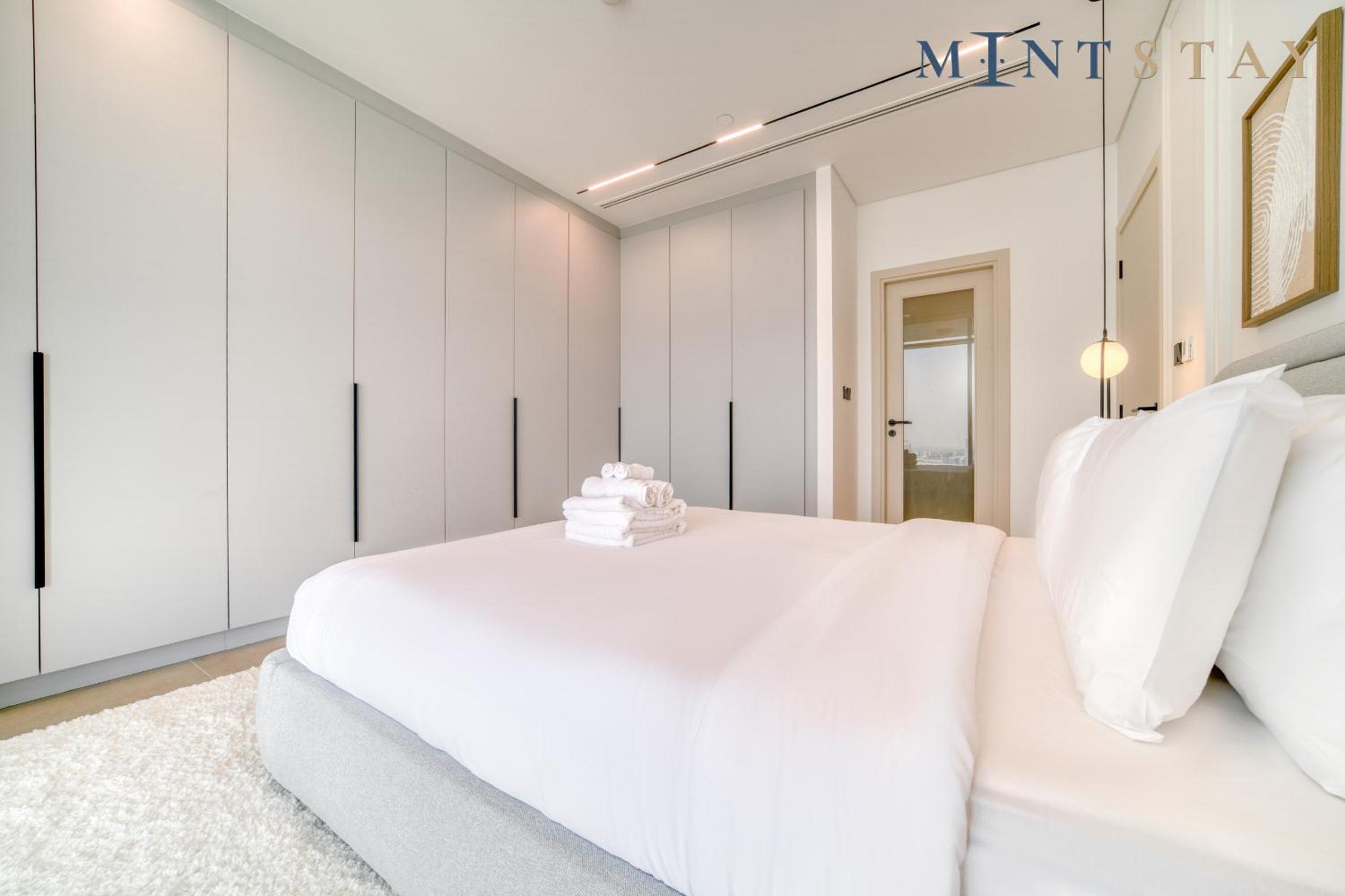 Burj Daman, DIFC Dubai - Mint Stay