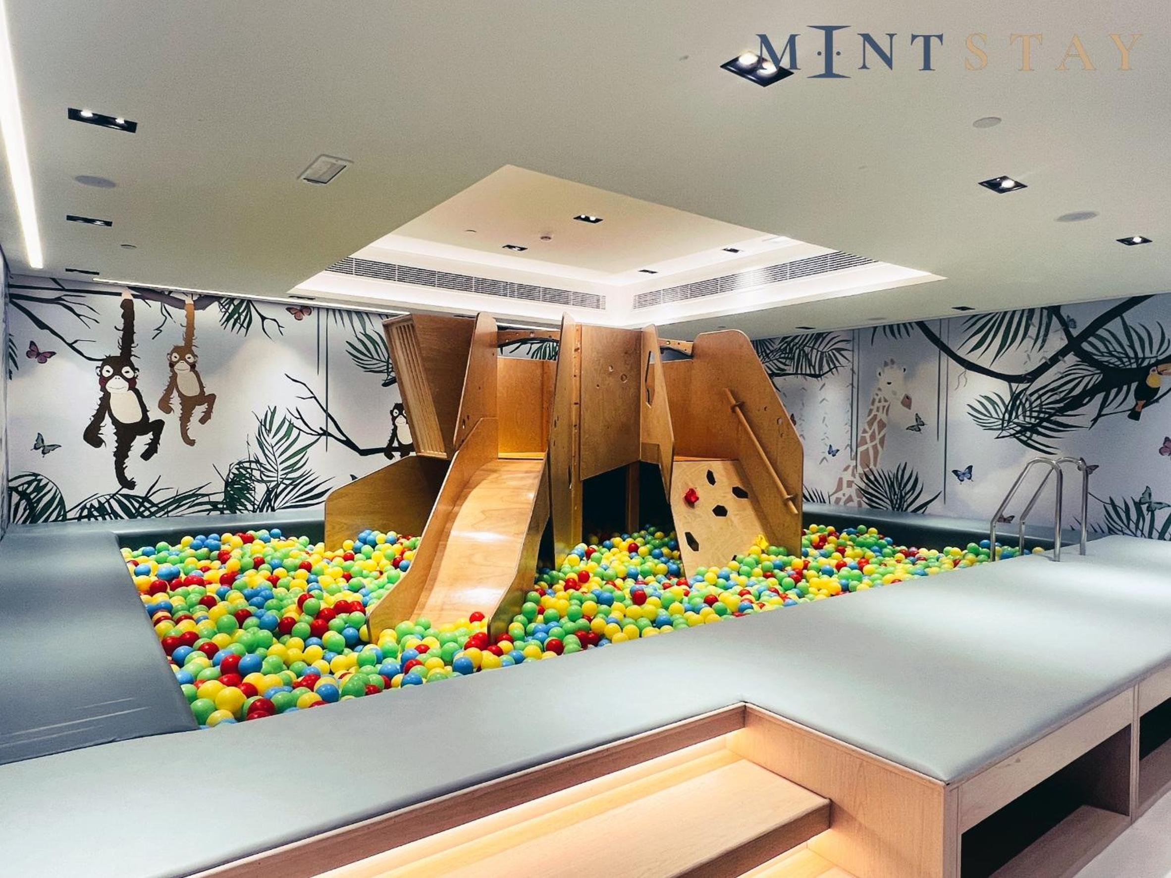 Burj Daman, DIFC Dubai - Mint Stay