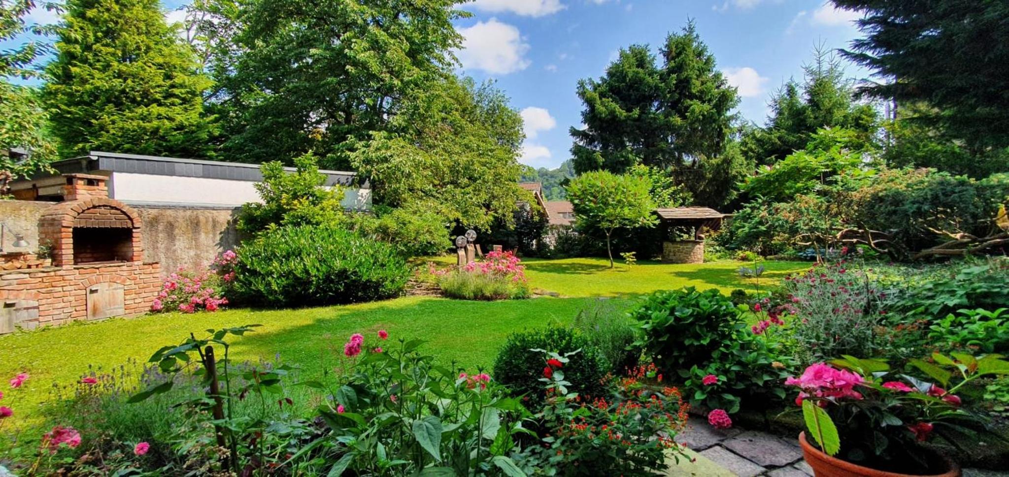 Ferienwohnungen - Karin Kehne -Gartenblick