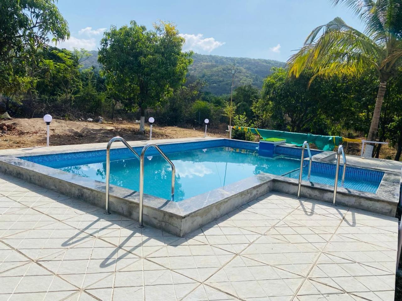 Raul Farmhouse