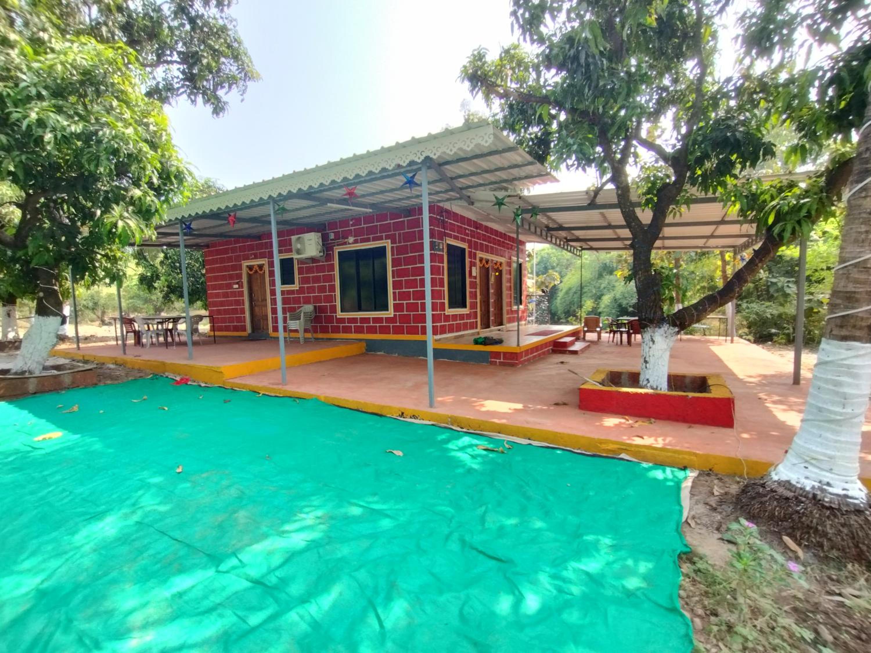 Raul Farmhouse