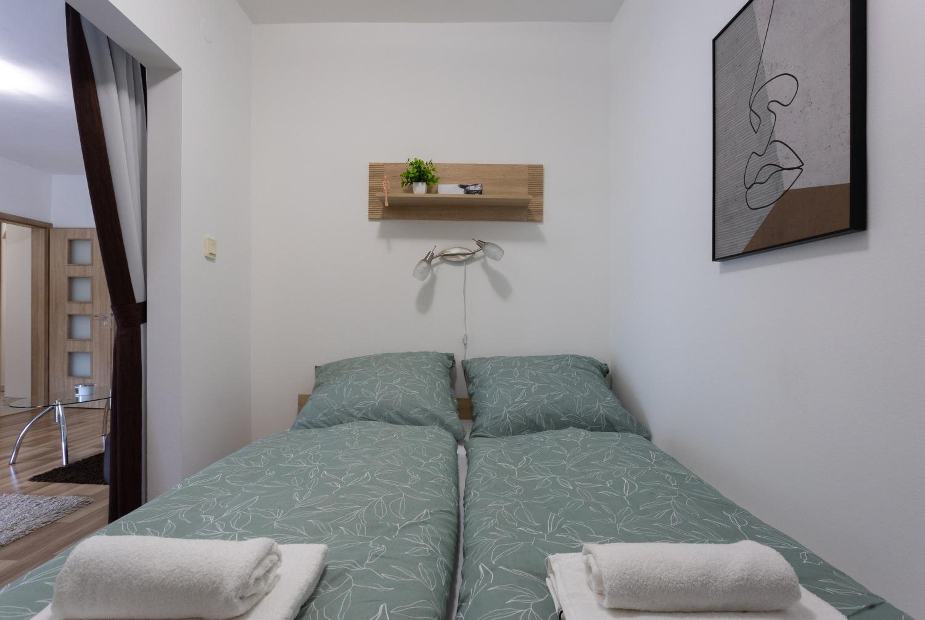 Six Corners Bright Corner Comfortable City Apartment view 3