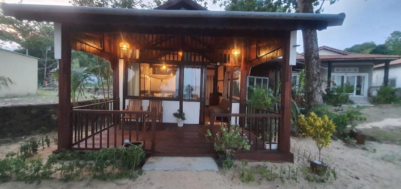 Bamboo Cottages