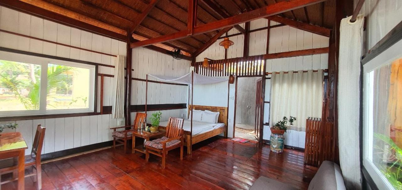 Bamboo Cottages