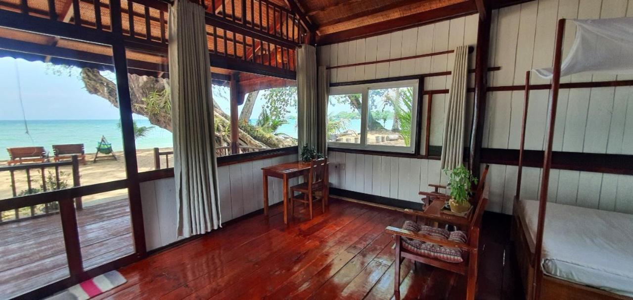 Bamboo Cottages