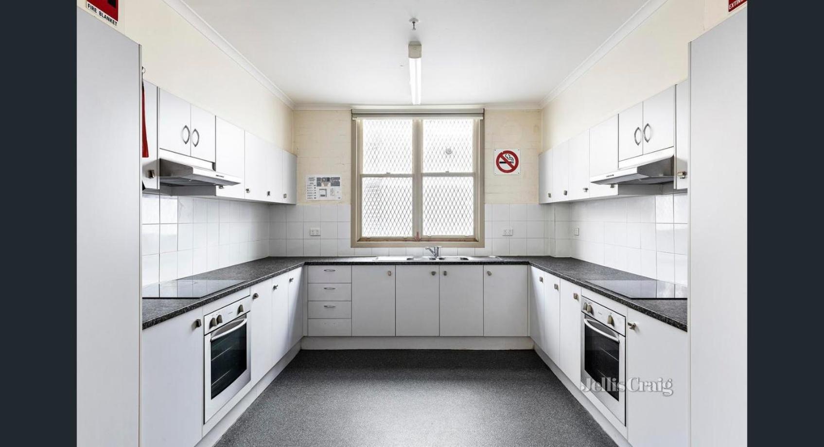 Ausis Accommodation Services collingwood 01